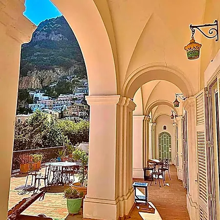 Casa Coppelia Alloggio in famiglia *